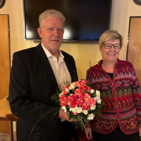 Roland Zeitler mit der SPD-Ortsvorsitzende Isgard Forschepiepe